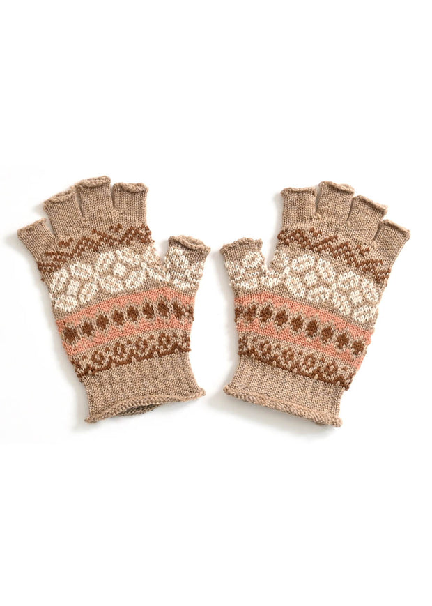 Dahlia Glove in Merino Wool – Cashew