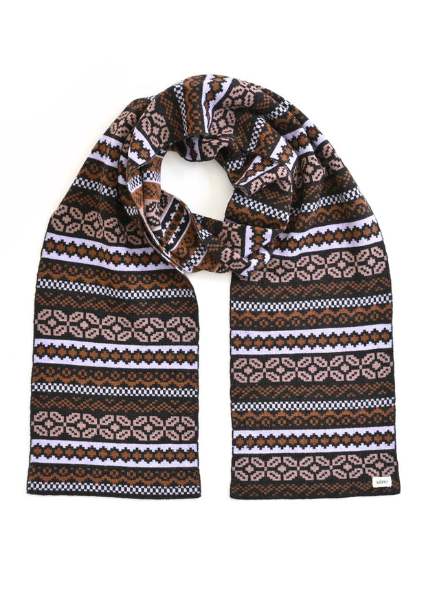 Dahlia Scarf in Merino Wool – Liquorice