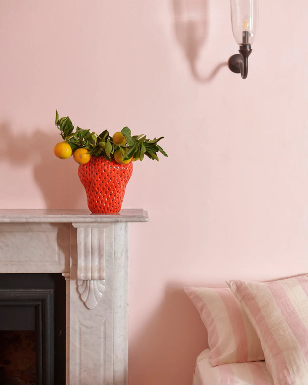 Strawberry Vase – One Size